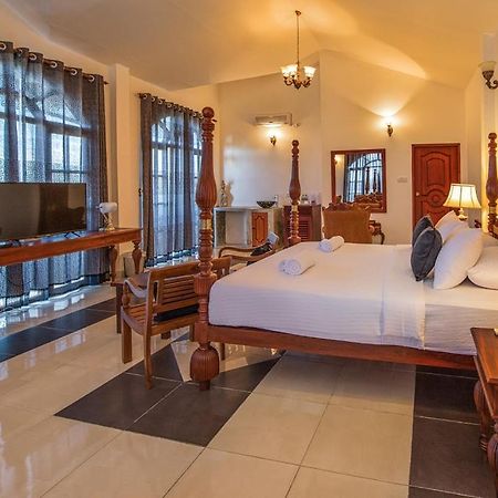 Hotel Ceylon Breeze Kandy Exterior foto