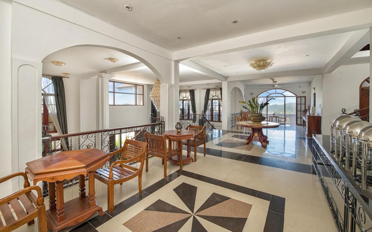 Hotel Ceylon Breeze Kandy Exterior foto
